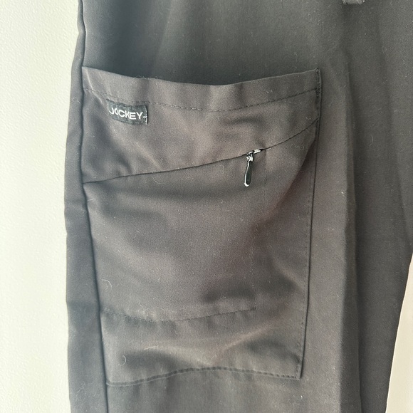 Jockey Women’s Black Scrub Set - Picture 6 of 16